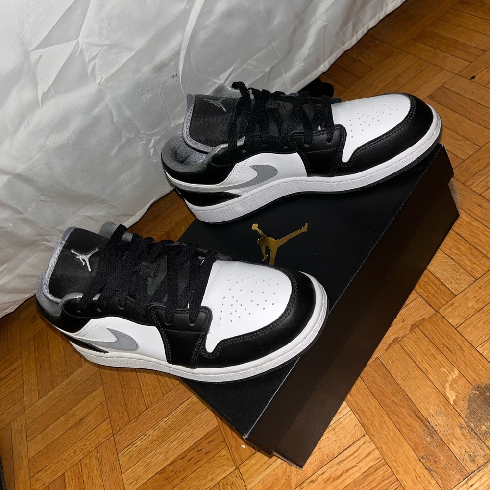 Nike Air Jordan 1 GS Low Black Grey White 7y Excellent Condition Original Box